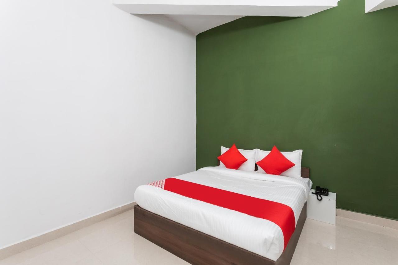 Oyo Hotel Convivial Paradise Shamsgarh Esterno foto