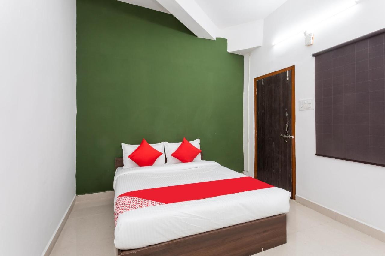 Oyo Hotel Convivial Paradise Shamsgarh Esterno foto